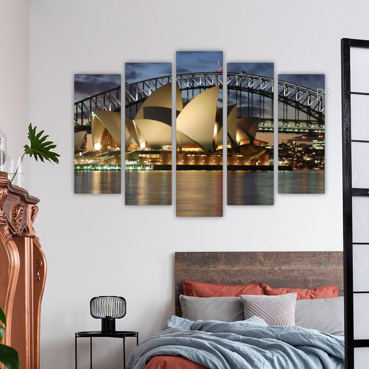 Sydney Opera House, Australia