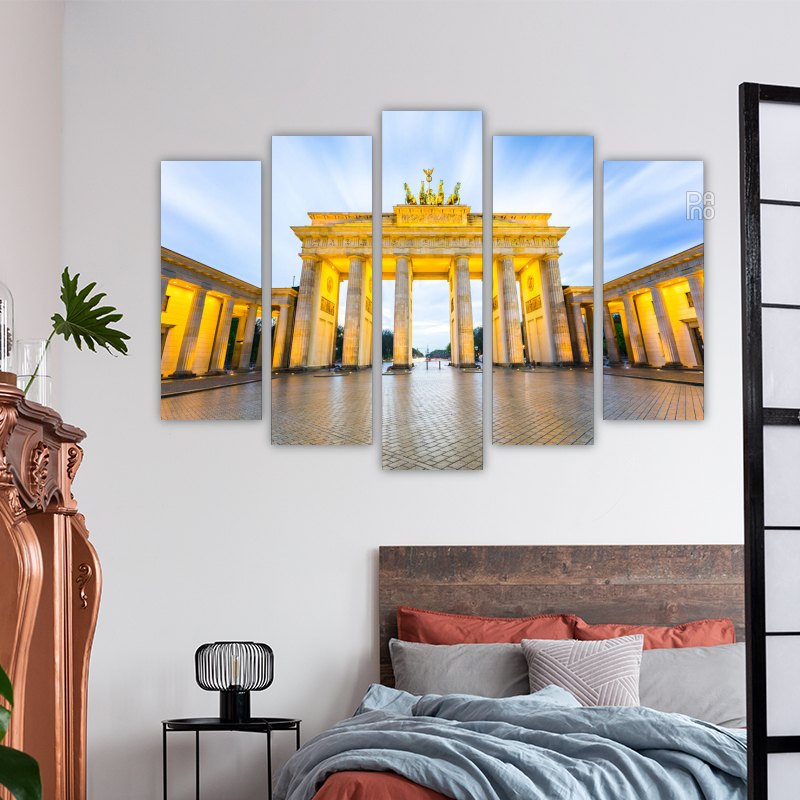 Brandenburg Gate at sunrise