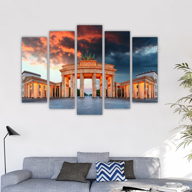 Brandenburg Gate red sunset