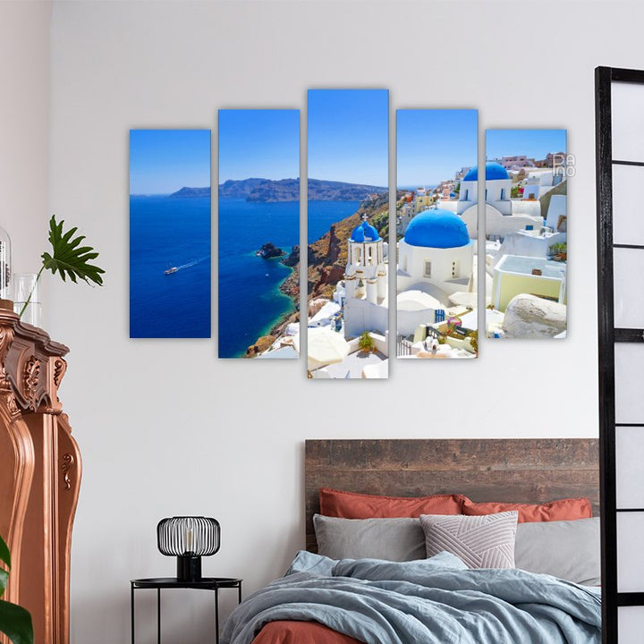 Traditional architecture in Santorini