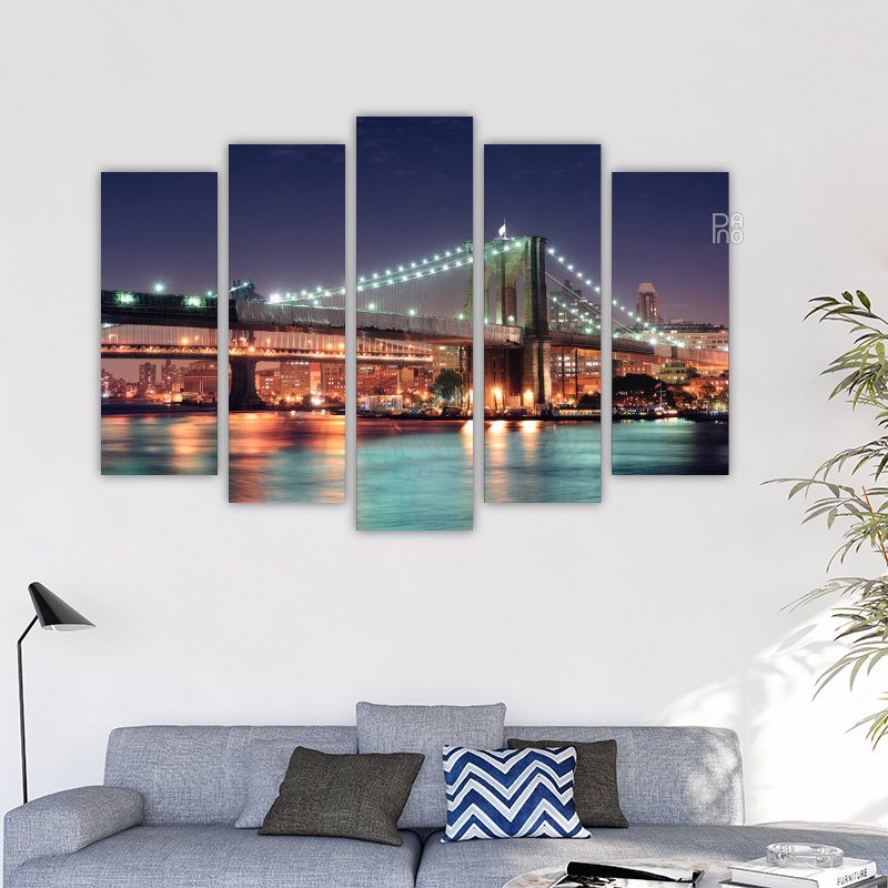 Brooklyn Bridge Nachtansicht mit Reflexion