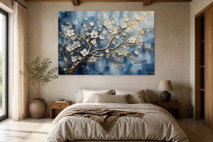 White and blue in bloom – interior view 2