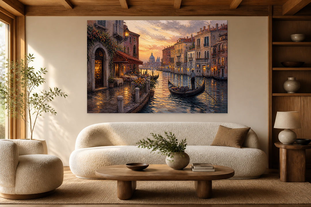 Venice by gondola – interior view 1