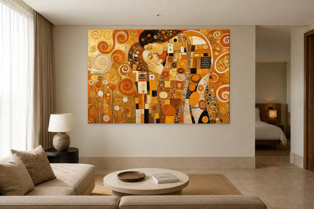 Klimt's embrace – interior view 3