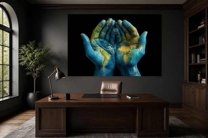 World on hands – interior view 1