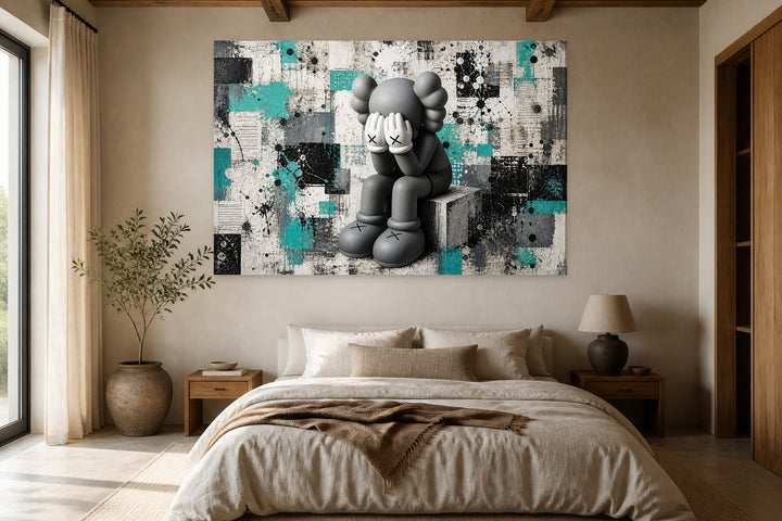 Kaws News – interior view 2