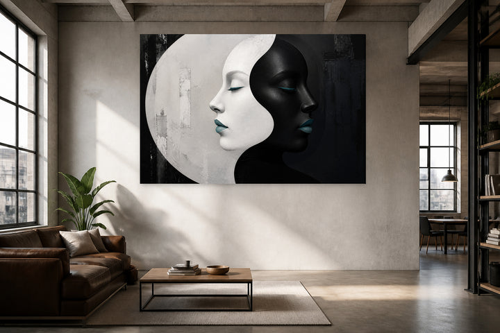 Black and white eighth – interior view 2