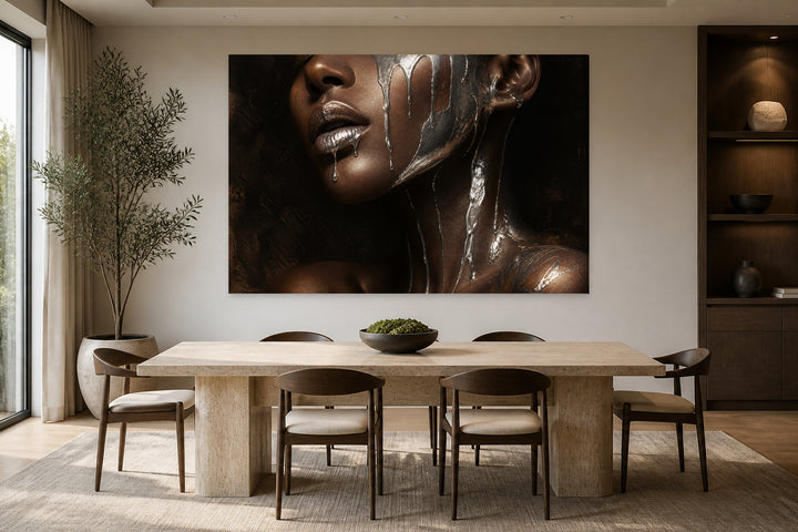 Silver Woman – interior view 2