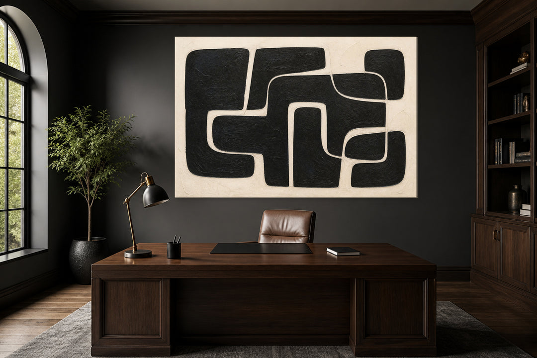 Black labyrinth and cream – interior view 1