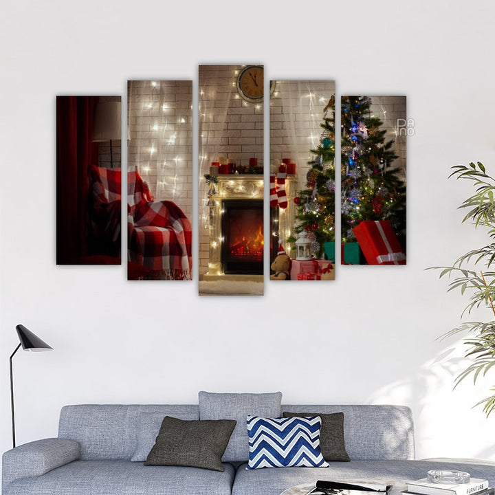 Christmas tree with presents