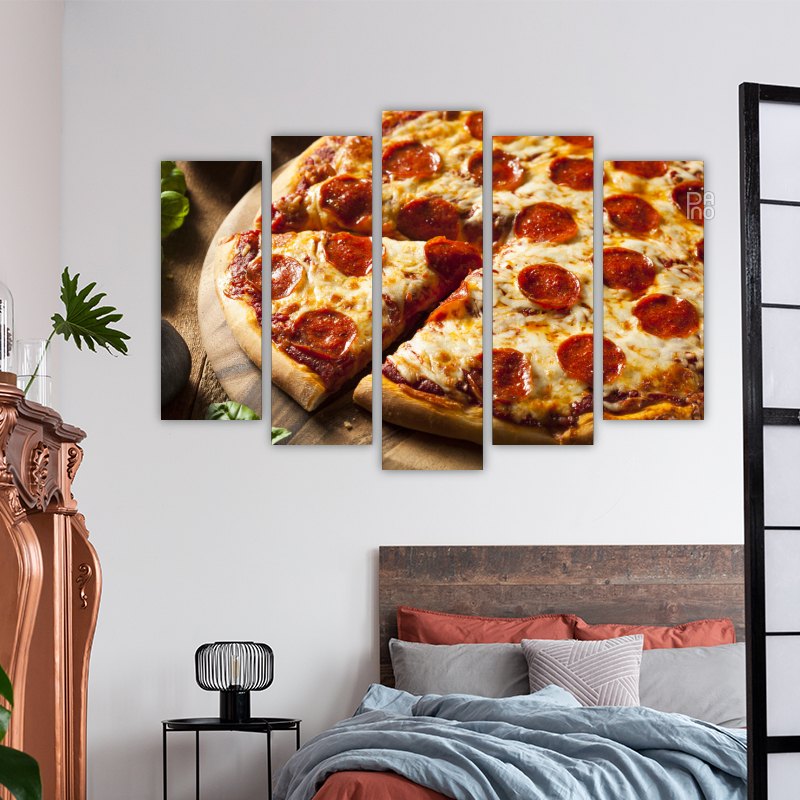 Pizza cu pepperoni