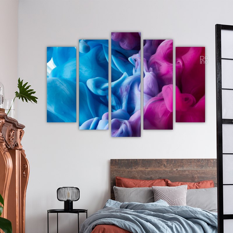 Explosion aus Blau und Lila