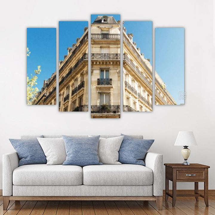 Architecture of a Paris building