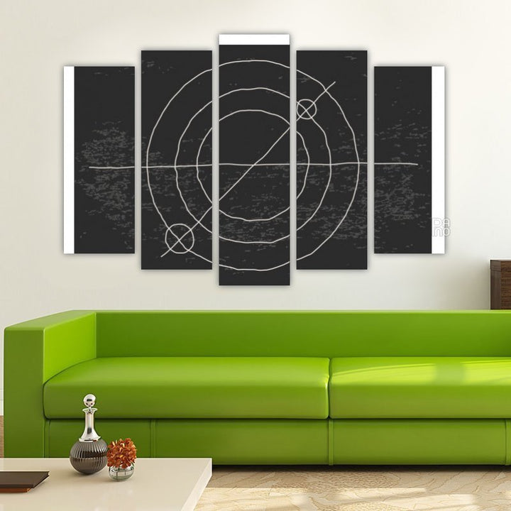 Minimalist composition