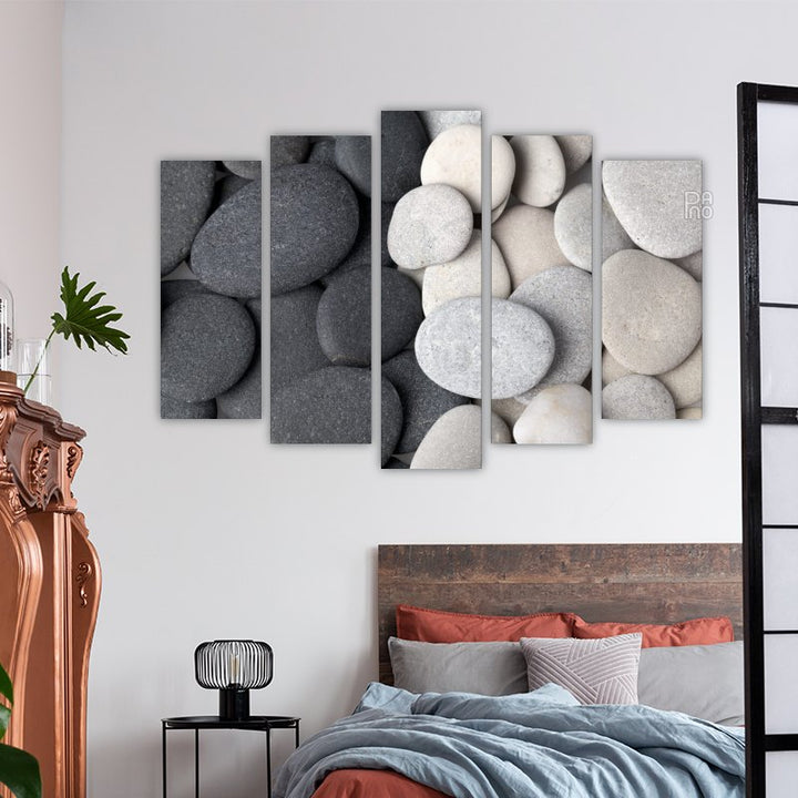 Black and White Stones