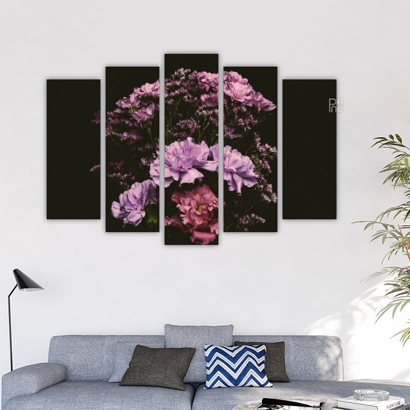 Bouquet of delicate flowers