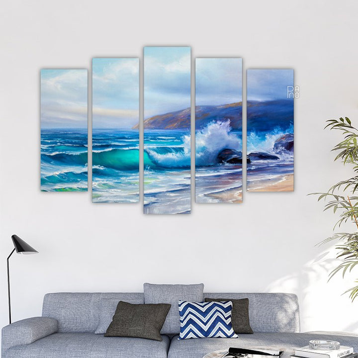 Crashing wave