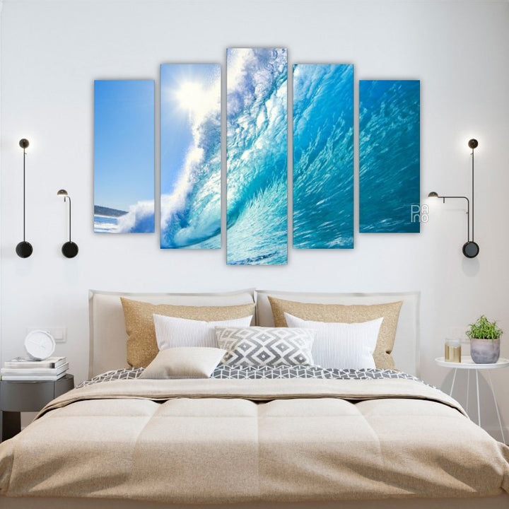 Turquoise ocean wave
