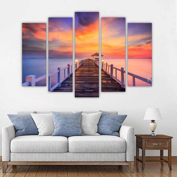 Bridge to the sea