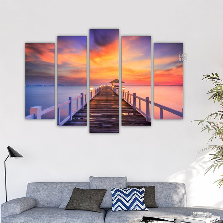 Bridge to the sea