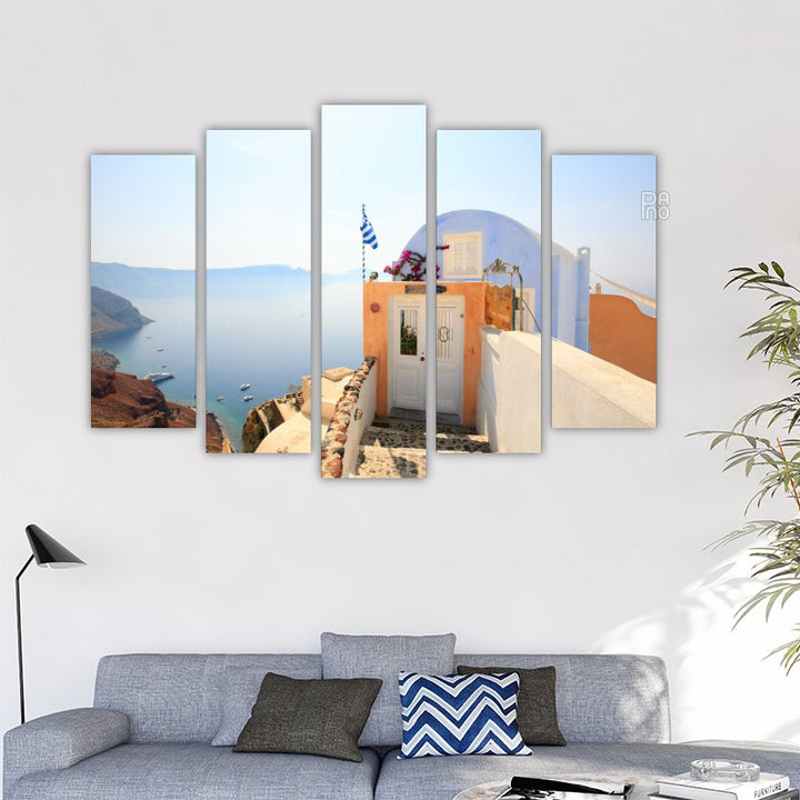 Small House with Sea View