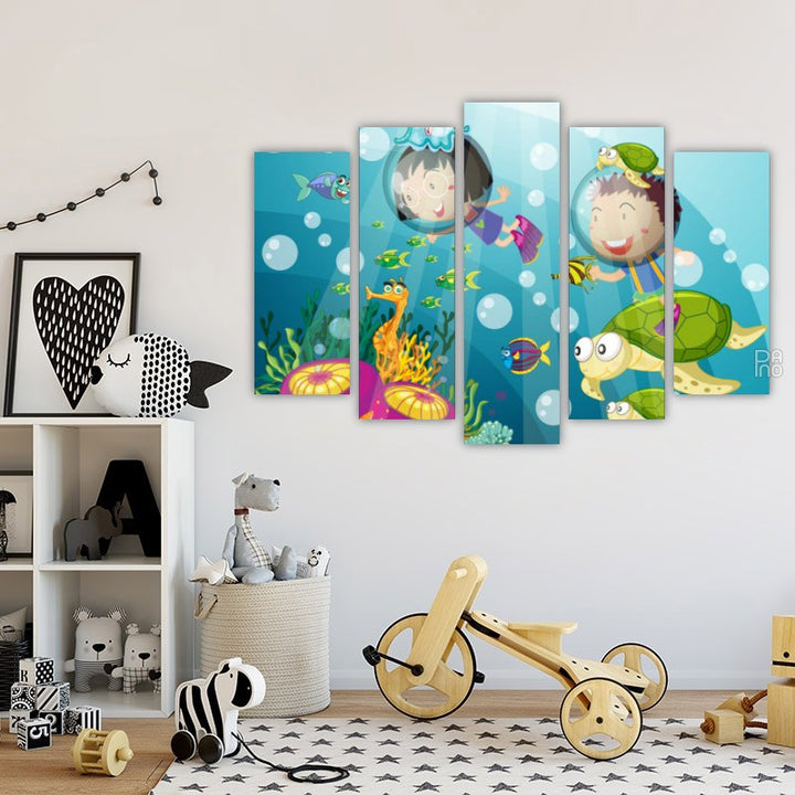 Children in the Sea World