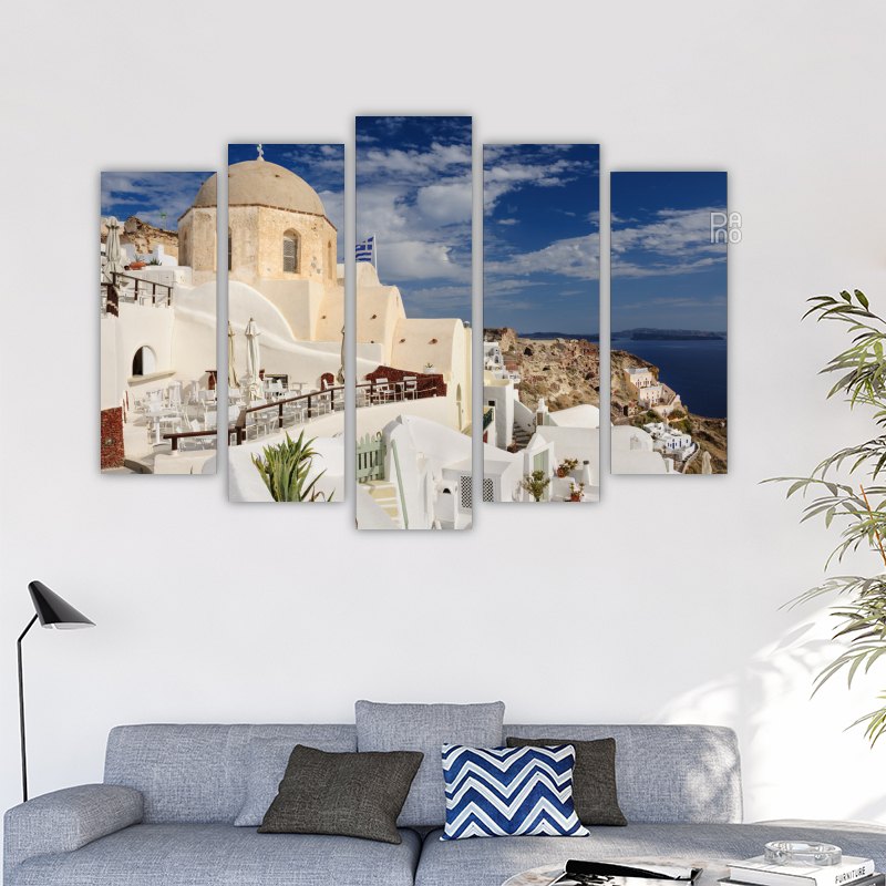 Oia Before Sunset in Santorini