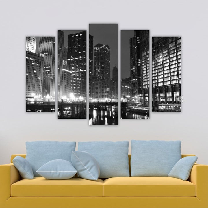 Chicago in the evening, black and white