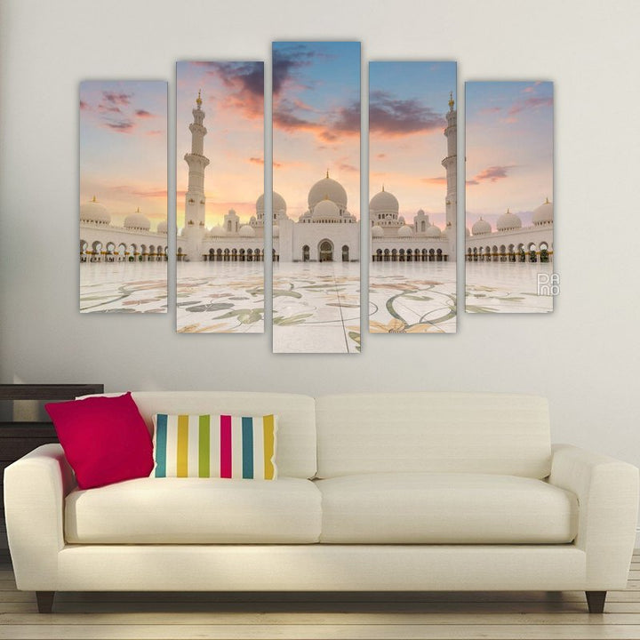 Sheikh Zayed Grand Mosque at Sunset, United Arab Emirates